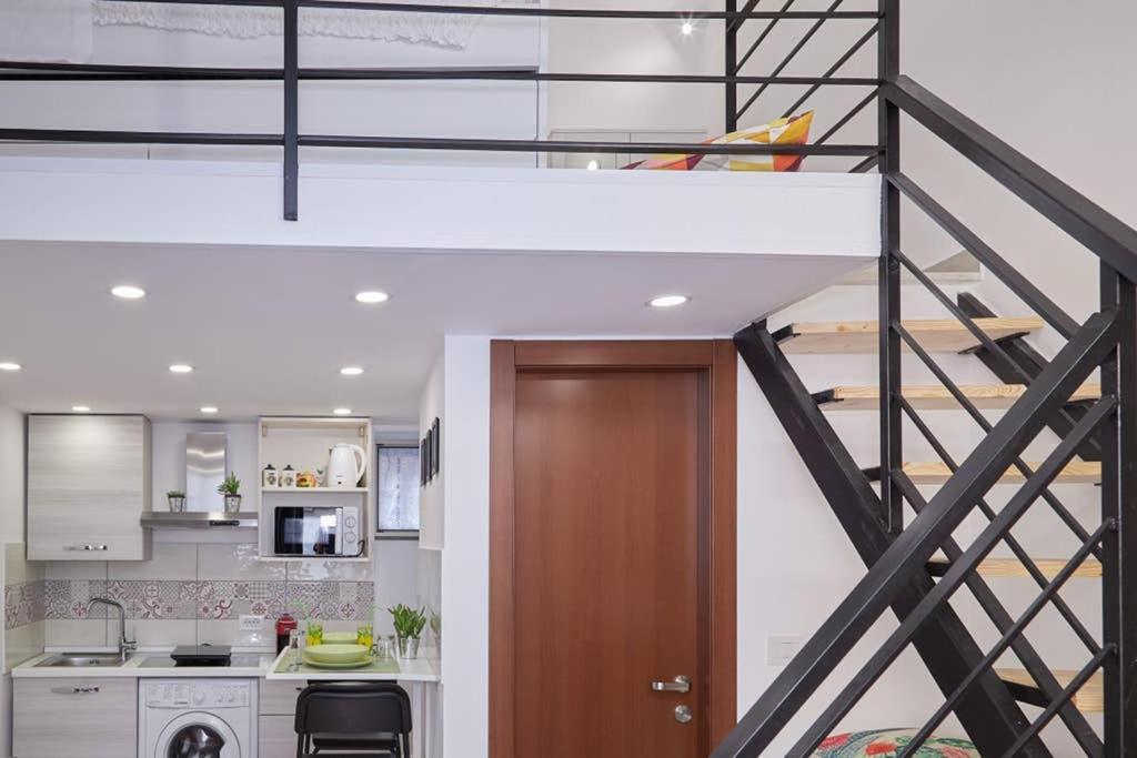 Вилла La Palma Loft Located In The Heart Of Катания Экстерьер фото